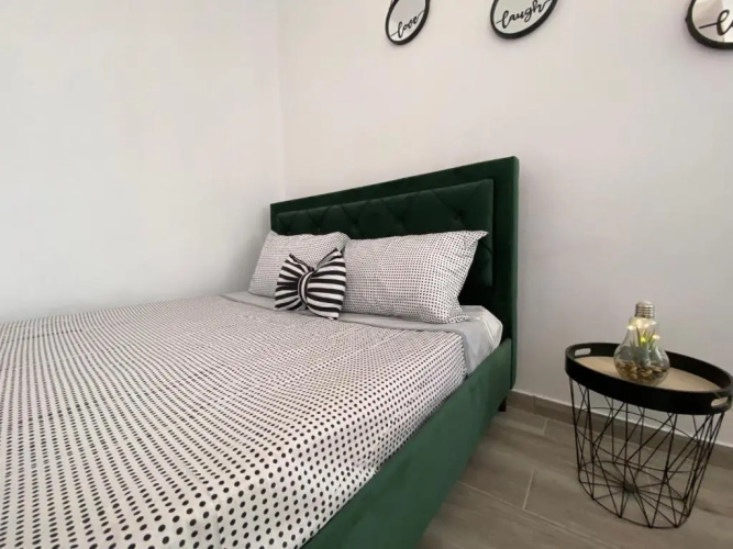 Modern Apartment Valentino GL144