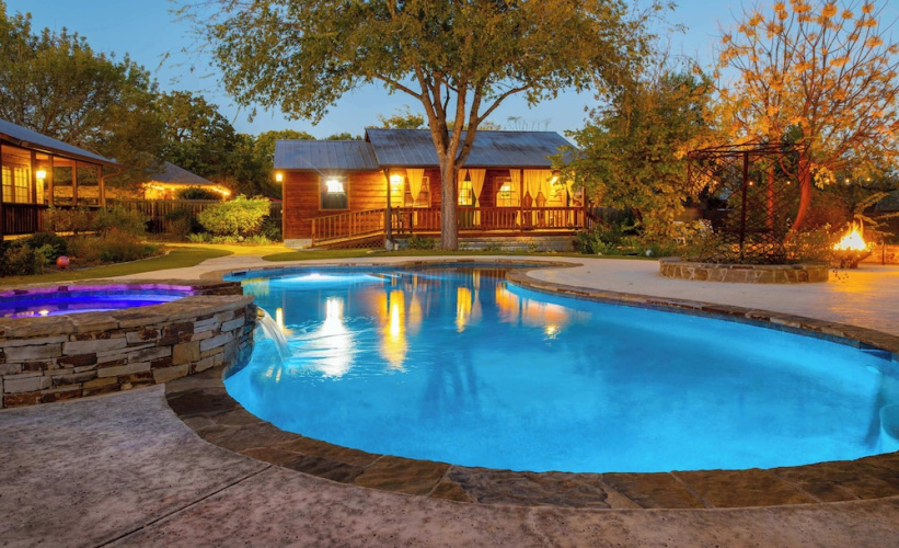 Cypress Creek Cabin Stay for 6 - Pool, Hot Tub