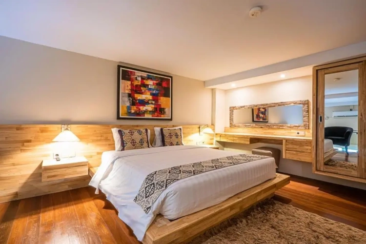 Suite with garden view