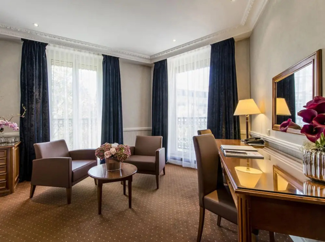 Florida Paris Hotel