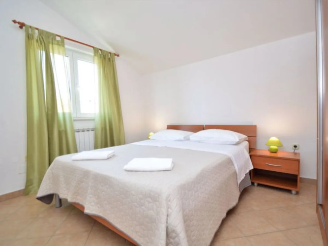 Apartment Mladen Paros 38996