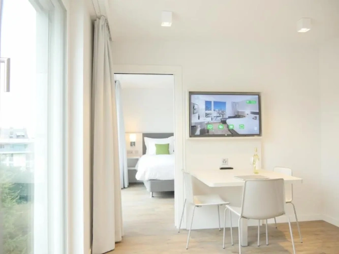 1 Bedroom Apartment