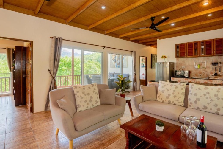 3 Bedrooms Bungalow