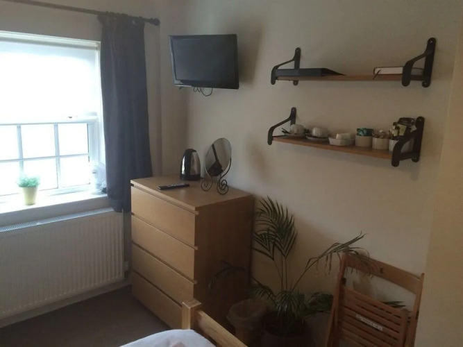 The Sun InnOver view