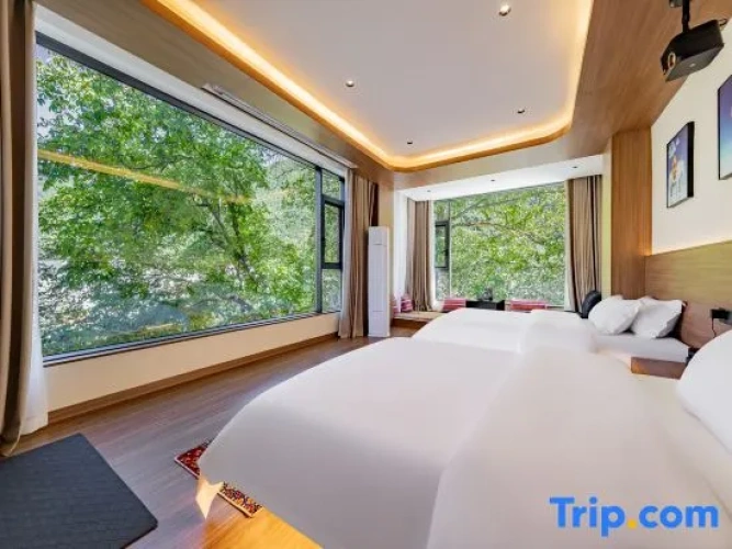 Standard Double room with mountain view