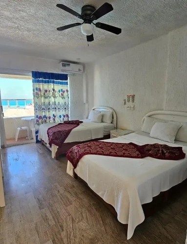 Comfort Quadruple room beachfront