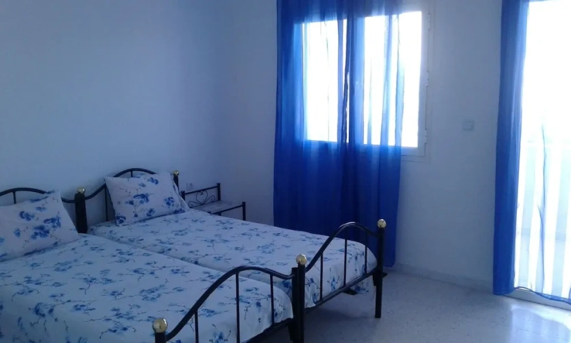 2 Bedrooms Apartment