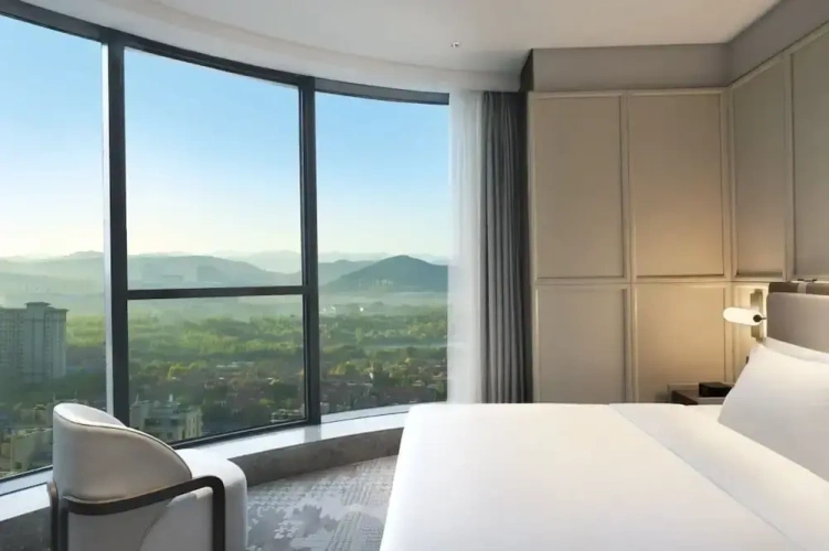 Deluxe Double Suite