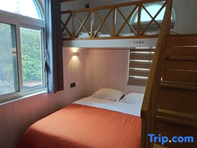 Luxury Family Suite