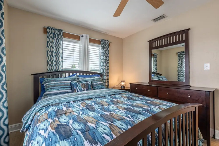 Gulf Access #E 2-bedroom w/ Heated Pool
