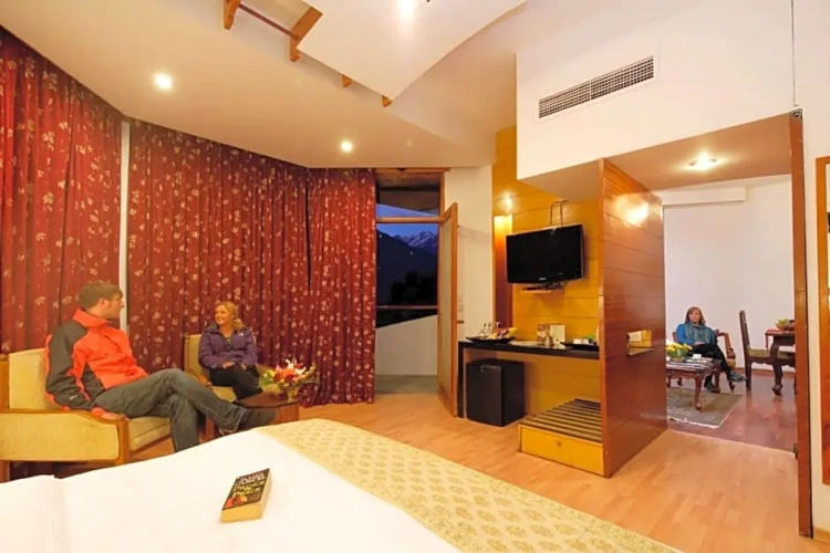 Deluxe Suite