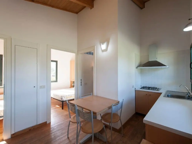 2 Bedrooms Double Bungalow with garden view
