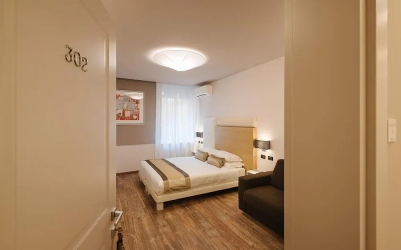 Standard Quadruple Family room