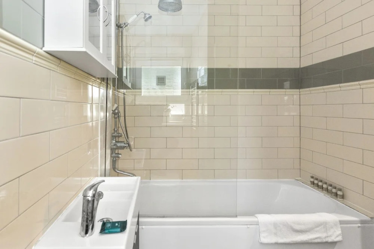 Stylish 1BR Next to Tower Bridge