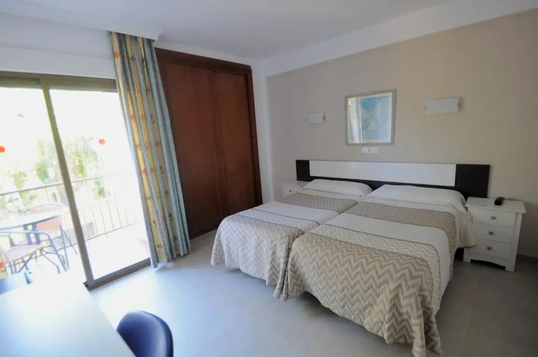 Standard Double room with balcony
