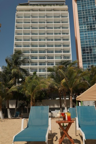 Bnow Hotels Acapulco photo 8