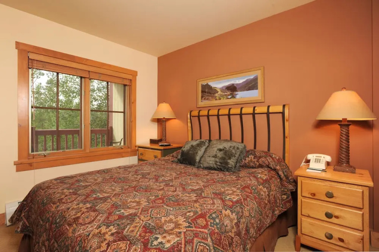 Expedition Station Condos by Vail Resorts