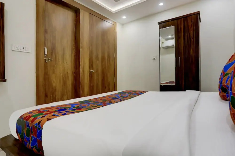 FabHotel Oriental