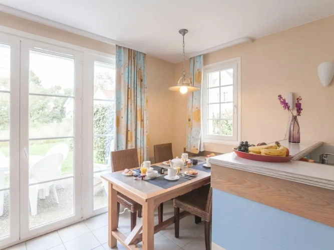 3 Bedrooms Classic Apartment