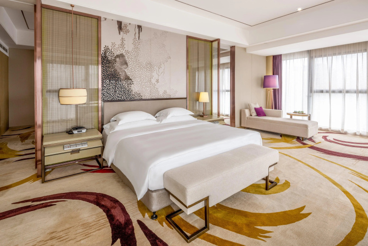 Crowne Plaza Yibin by IHG