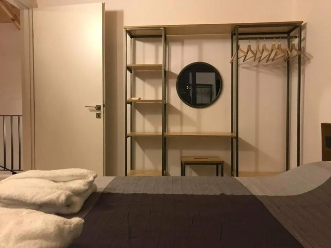 Eleni's house