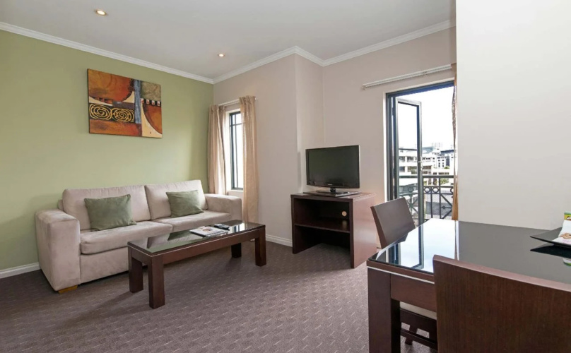Frome Apartments