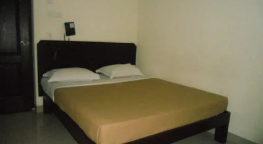 Sitthi Residency