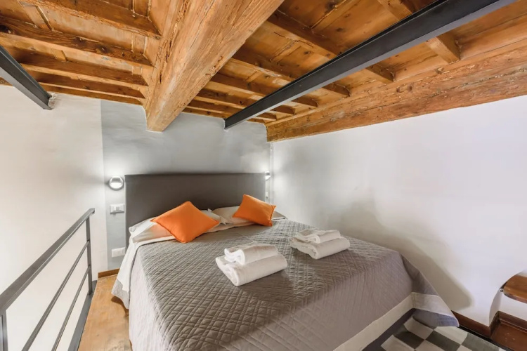 Classic Loft by Mmega