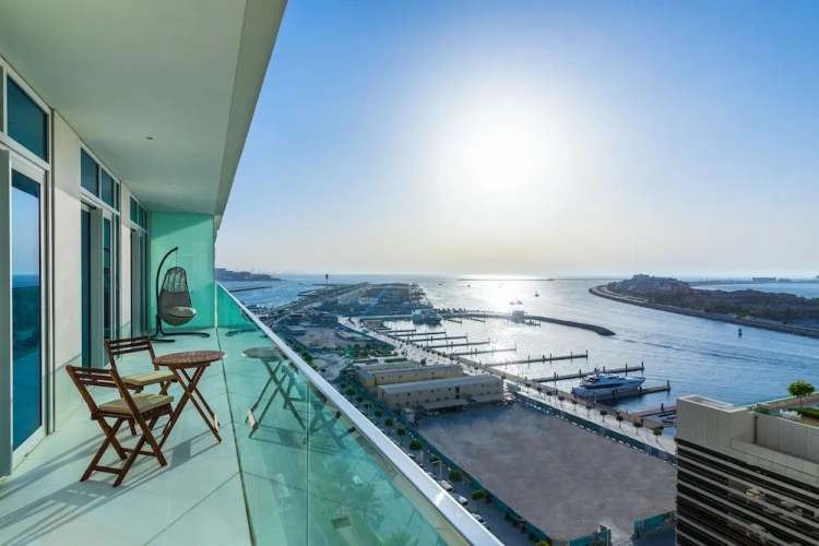 2 Bedrooms Quadruple Apartment