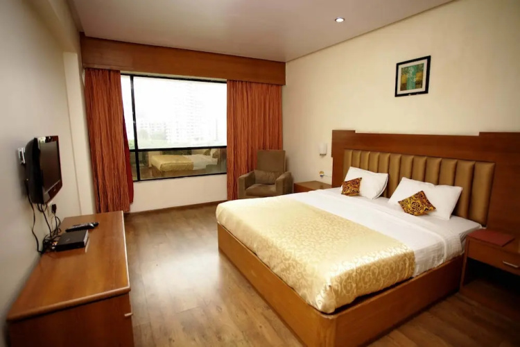 The Caliph Hotel & Executive Suites