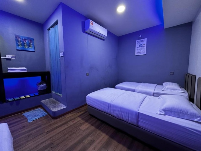 Standard Triple room