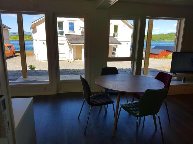 2 Bedrooms Apartment with balcony and with view