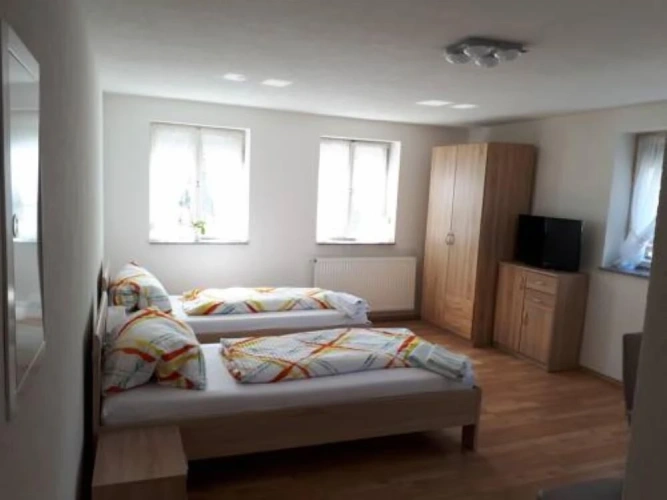 2 Bedrooms Apartment