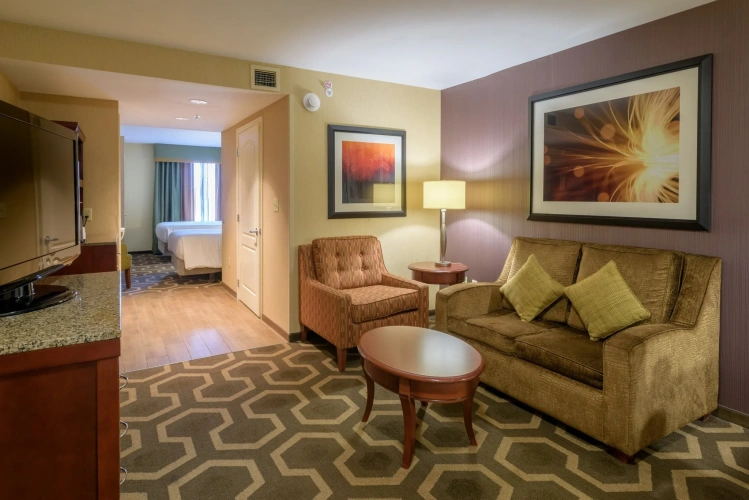 Quadruple Suite
