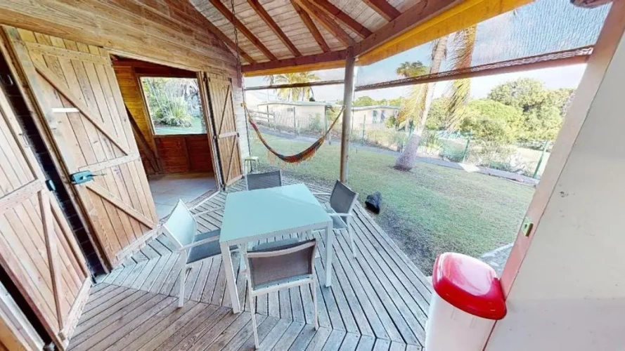 2 Bedrooms Cottage