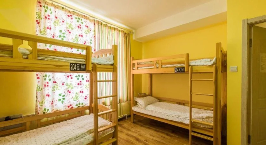 Dalian Buzz Light Year Youth Hostel