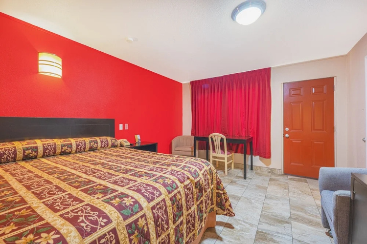 Vali-Ho Motel