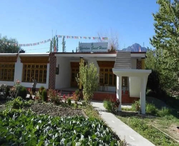 Yourdum Guest House