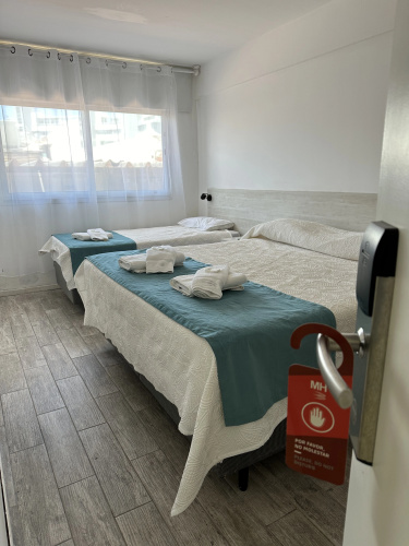 Hotel Azul by MH
