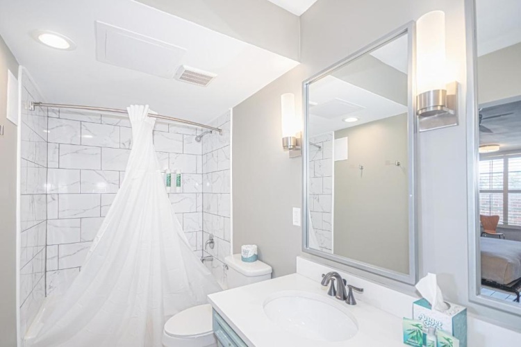 Deluxe Double Suite