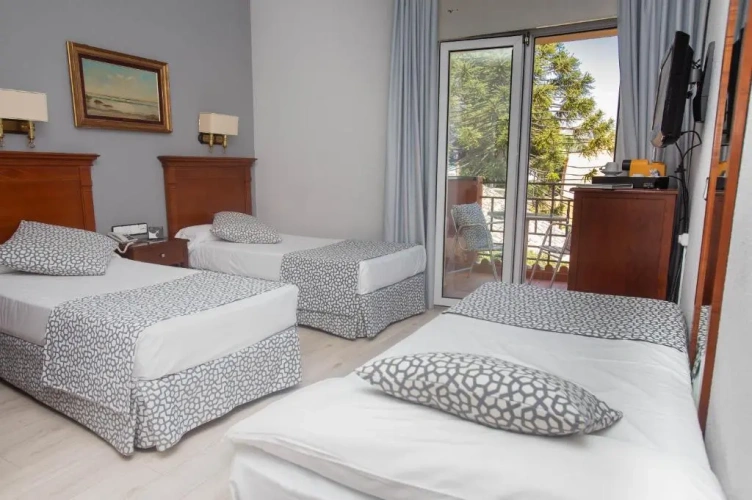 Triple room with balcony