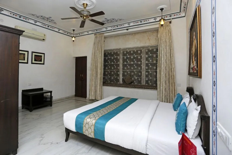 Hotel Inder Prakash