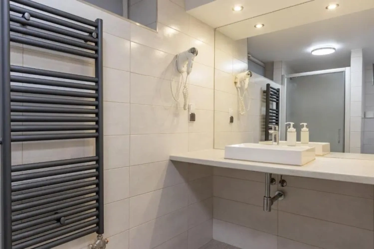 2 Bedrooms Double Apartment