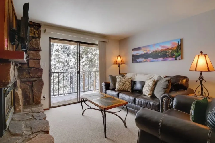 2 Bedrooms Apartment with balcony