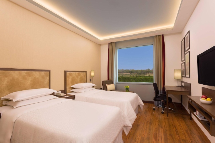 Premier Twin room