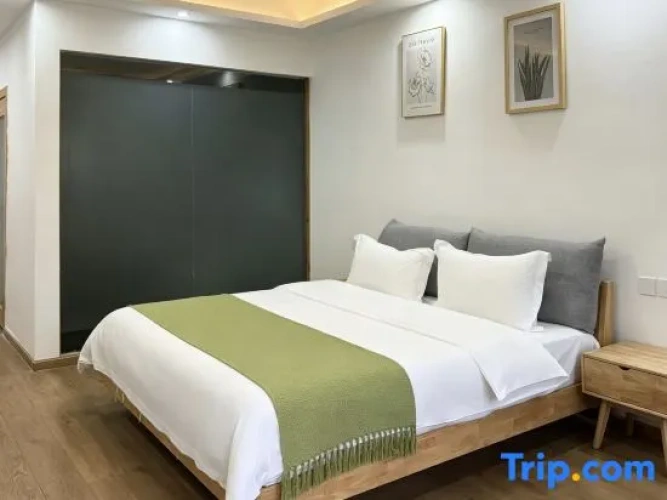 Standard Double room with view