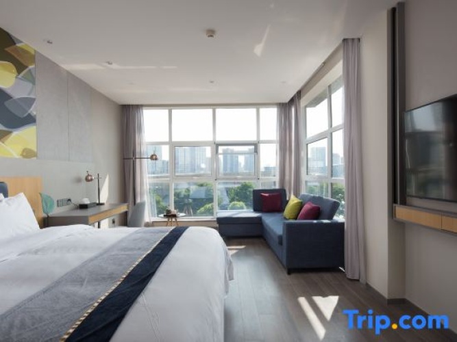Standard Double room with view