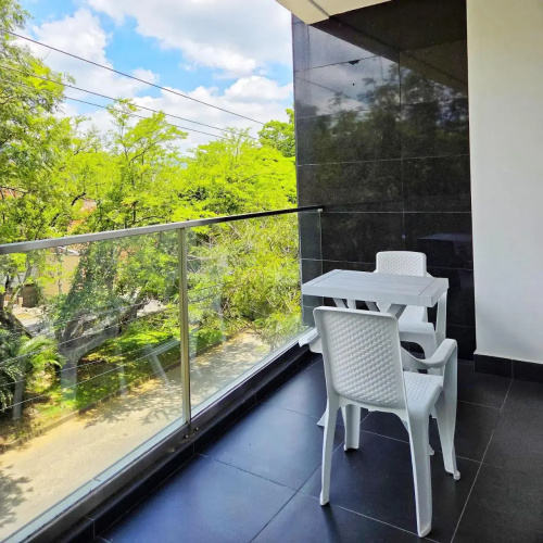 Aparta Suites Park 85