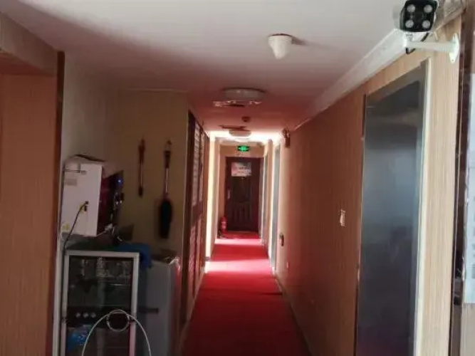 Luntai Bauhinia Hotel