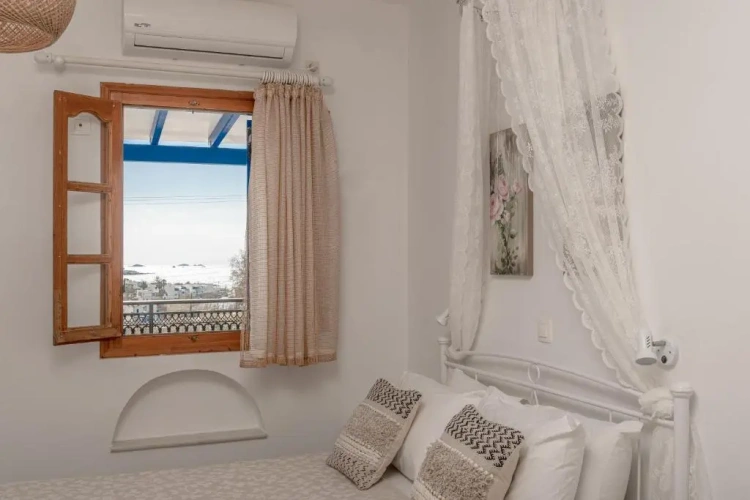 Studio with sea view